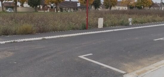 Terrain à bâtir à Noyon, Hauts-de-France