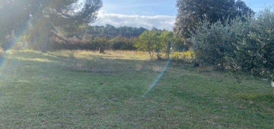 Terrain à bâtir à Charleval, Provence-Alpes-Côte d'Azur