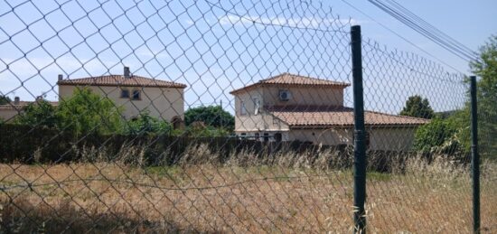 Terrain à bâtir à Gardanne, Provence-Alpes-Côte d'Azur